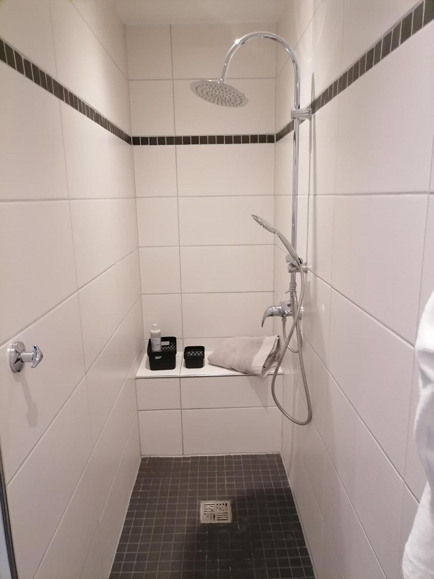 Premium Ferienwohnung "Christine ", Zentrale Ruhige Stadtlage 100 Qm Ebenerdige Dusche Terasse Kaminofen Zweibrücken Eksteriør billede